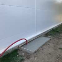 Théziers : dalle de béton de l'armoire électrique