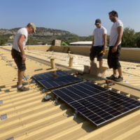 Théziers : pose des optimiseurs